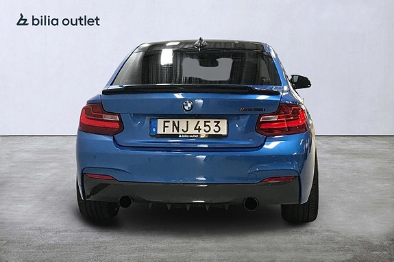 BMW M235i 7 of 30