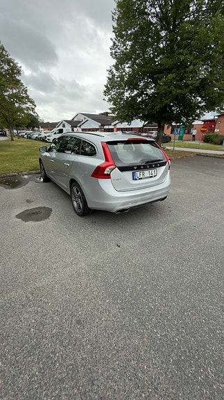 Volvo V60 5 of 8
