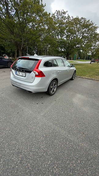 Volvo V60 6 of 8