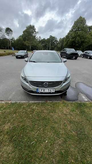 Volvo V60 8 of 8