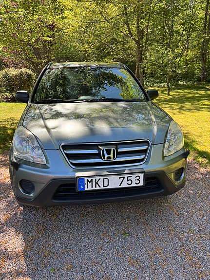 Honda CR-V 2 of 7
