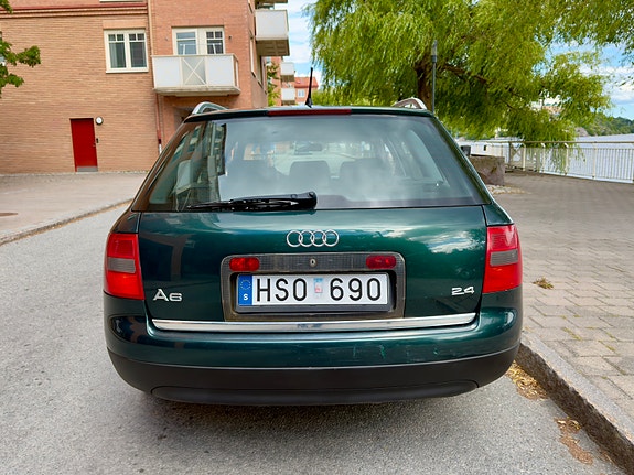 Audi A6 4 of 20