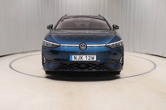 Volkswagen ID.7 2 of 13