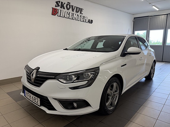 Renault Megane 2 of 12