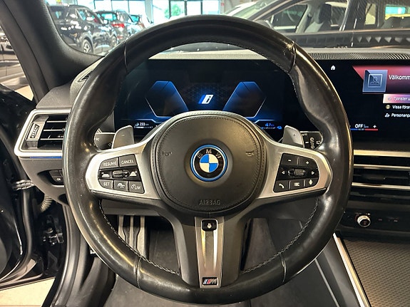 BMW 330e 18 of 30