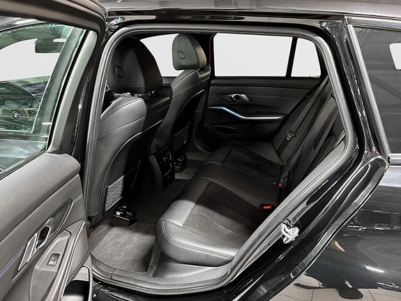 BMW 330e 10 of 30