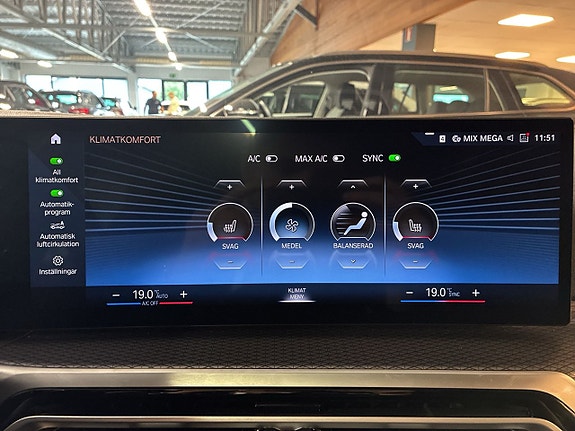 BMW 330e 25 of 30
