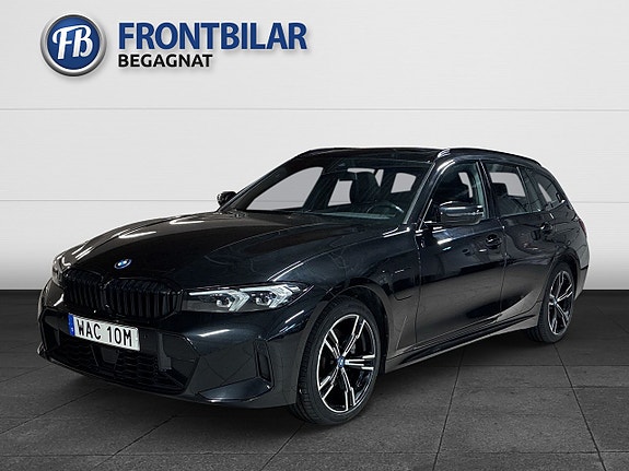 BMW 330e 4 of 30