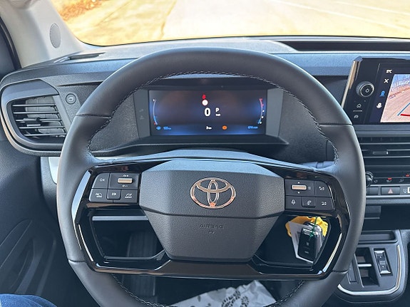 Toyota Proace 22 of 28