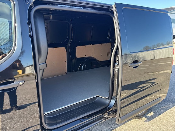 Toyota Proace 13 of 28