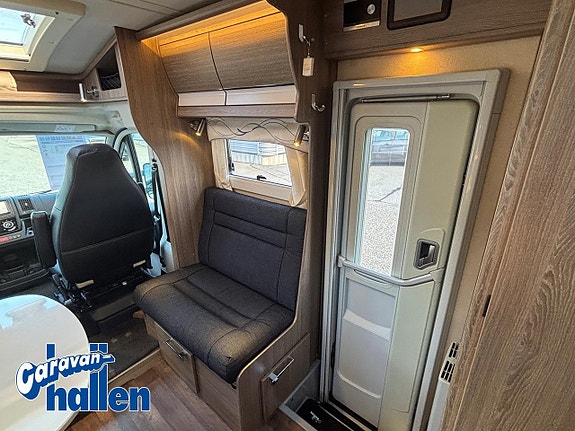 Kabe Travelmaster x 780 LGB 16 of 24