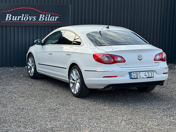 Volkswagen Passat CC 9 of 14