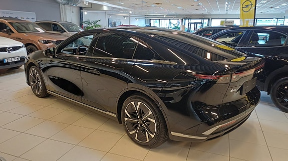 Mazda 6e 4 of 12