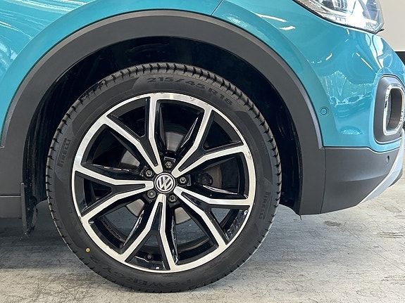 Volkswagen T-Cross 6 of 19
