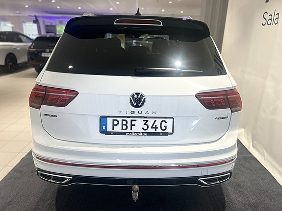 Volkswagen Tiguan Allspace 6 of 23