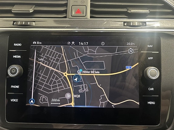 Volkswagen Tiguan Allspace 16 of 23