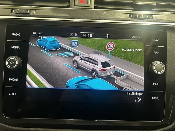 Volkswagen Tiguan Allspace 18 of 23
