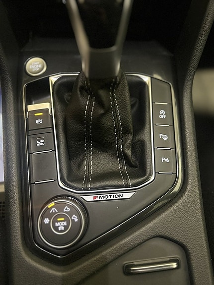 Volkswagen Tiguan Allspace 20 of 23