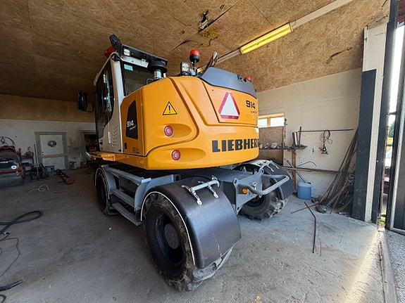Liebherr 914 Compact 4 of 10