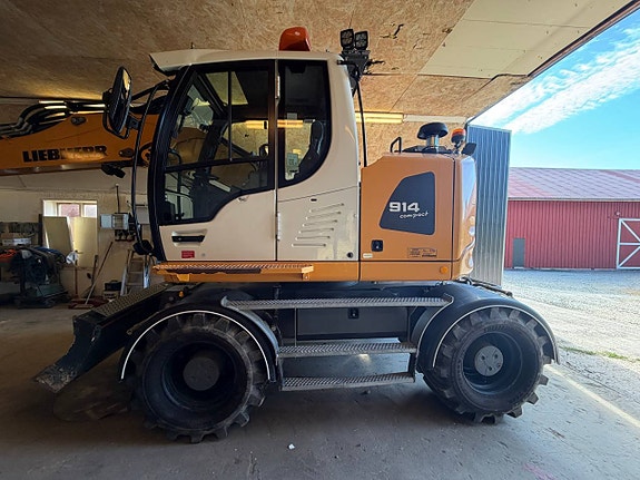 Liebherr 914 Compact 3 of 10