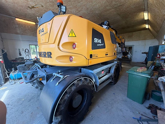 Liebherr 914 Compact 6 of 10
