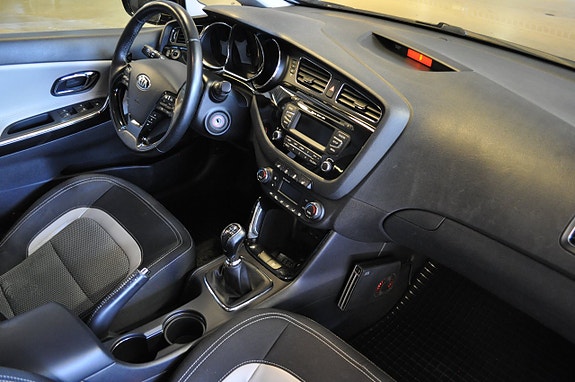Kia Ceed 12 of 14