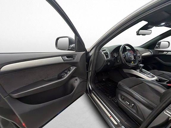 Audi Q5 11 of 30