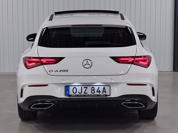 Mercedes-Benz CLA200 8 of 30