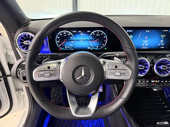 Mercedes-Benz CLA200 14 of 30
