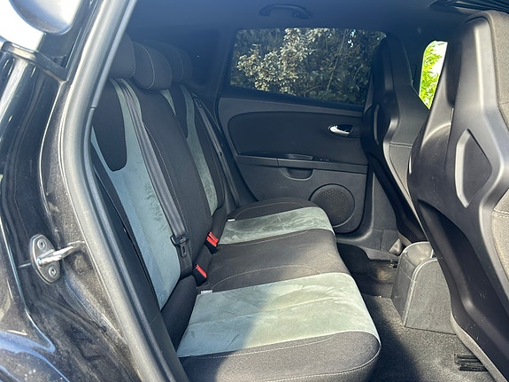 Seat Leon 13 of 13