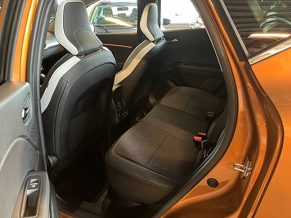 Renault Captur 11 of 25