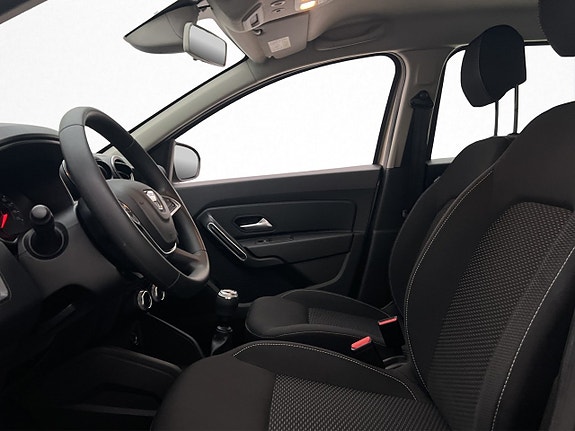 Dacia Duster 11 of 27