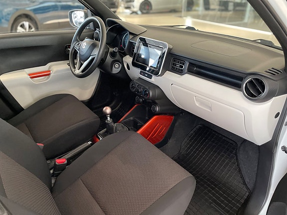 Suzuki Ignis 10 of 20