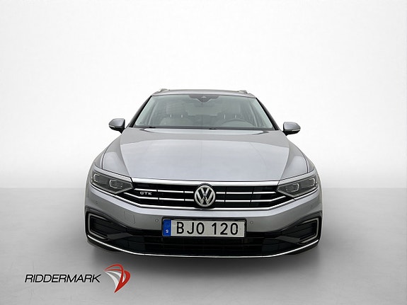 Volkswagen Passat 2 of 30