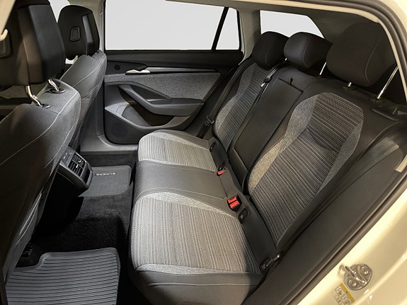 Skoda Superb 15 of 20