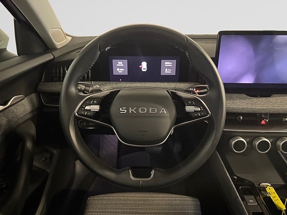 Skoda Superb 14 of 20