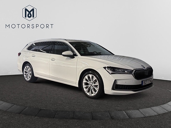 Skoda Superb 8 of 20