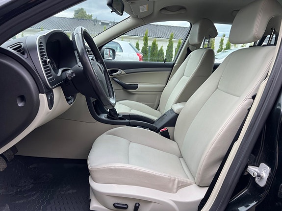 Saab 9-3 13 of 22