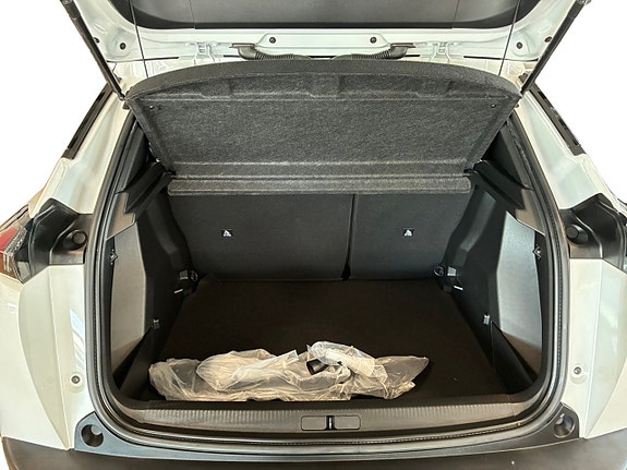 Peugeot 2008 15 of 17