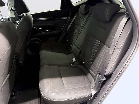 Hyundai Tucson 10 of 17