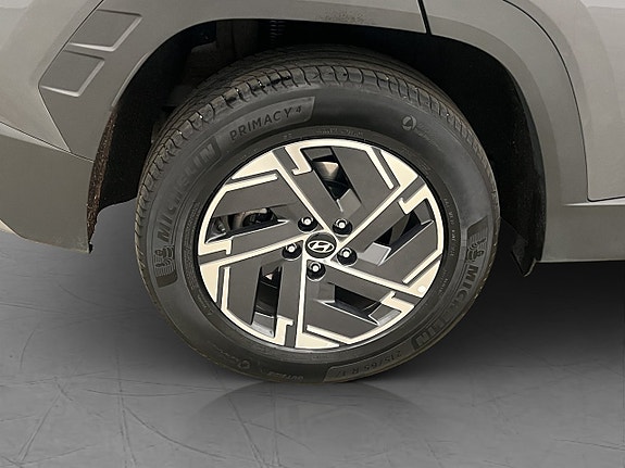 Hyundai Tucson 30 of 30