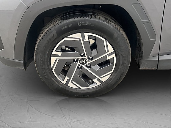 Hyundai Tucson 28 of 30