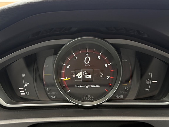 Volvo V40 23 of 24