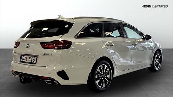 Kia Ceed 2 of 9