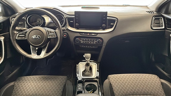 Kia Ceed 4 of 9