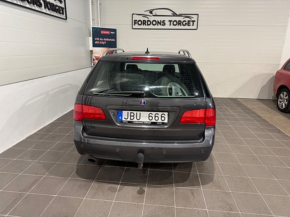Saab 9-5 8 of 16