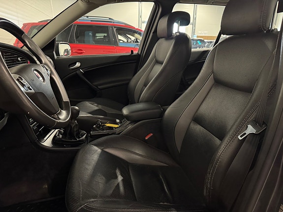 Saab 9-5 12 of 16