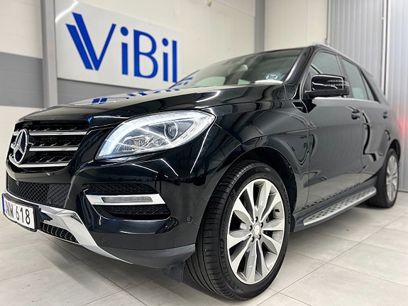Mercedes-Benz ML350 3 of 30