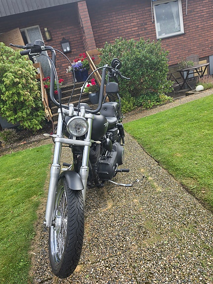 Harley-Davidson Street Bob 2 of 7