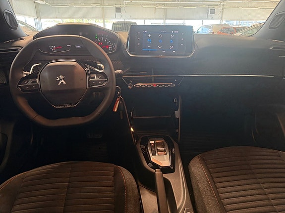 Peugeot 2008 12 of 22
